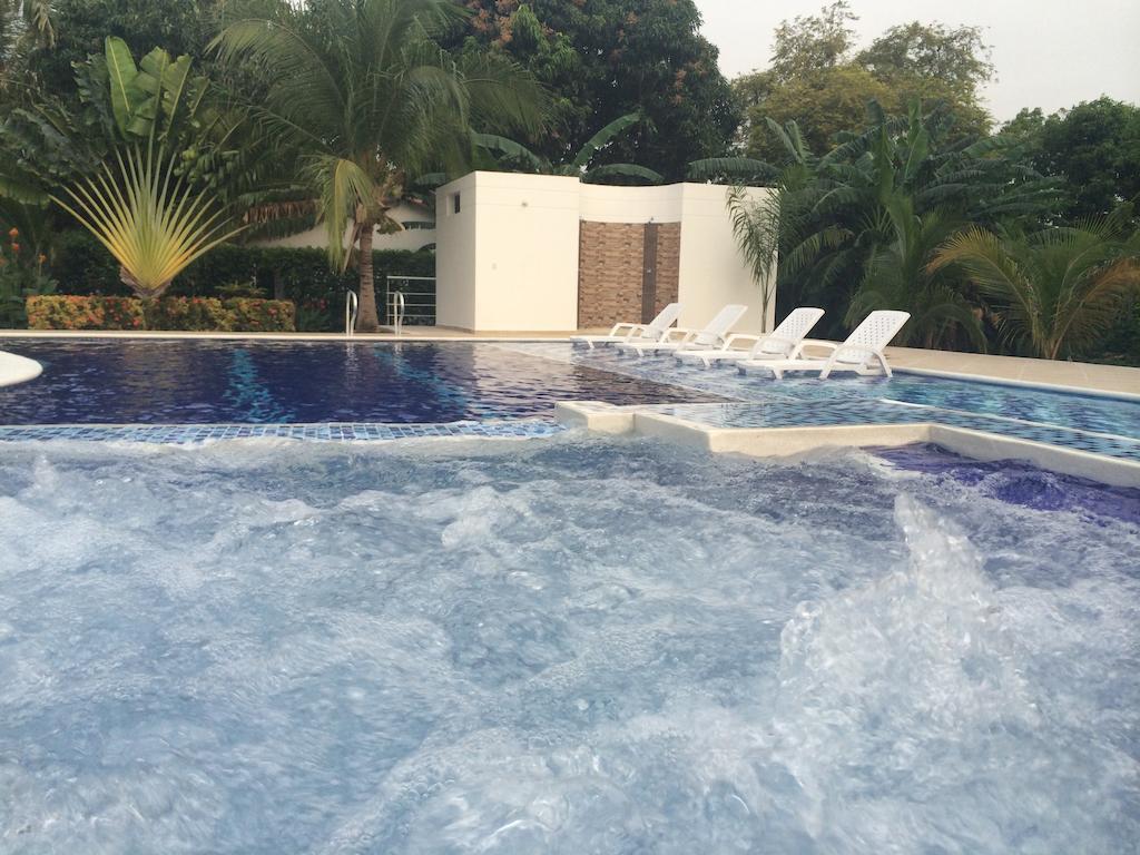 Arizona Ranch Hotel Girardot Dış mekan fotoğraf